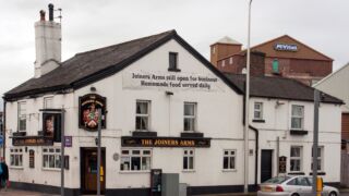 Joiners Arms exterior c2015